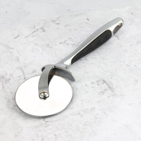 PASLANMAZ ÇELİK PİZZA KESECEĞİ